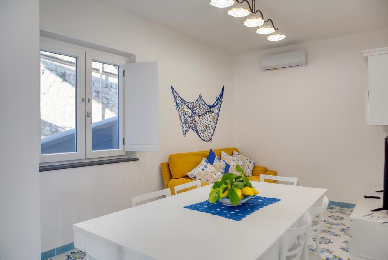 Domus Teresia - Amalfi Coast Appartement Furore Buitenkant foto