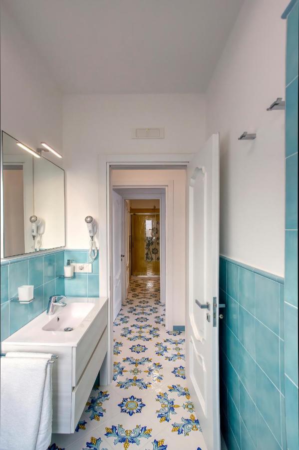 Domus Teresia - Amalfi Coast Appartement Furore Buitenkant foto